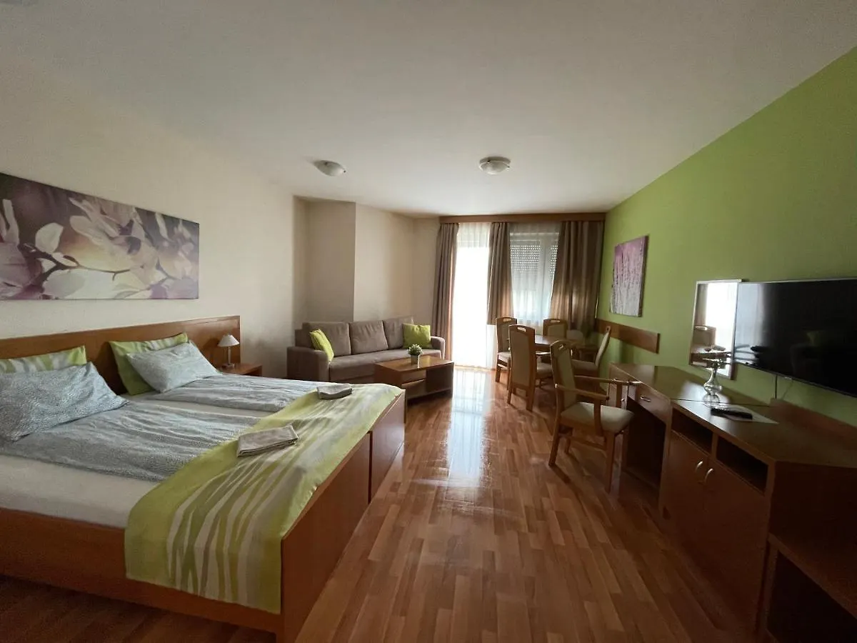 Rosemary Apartmanok, Rose, Lili, Mary1, Mary2 Hajdúszoboszló Węgry