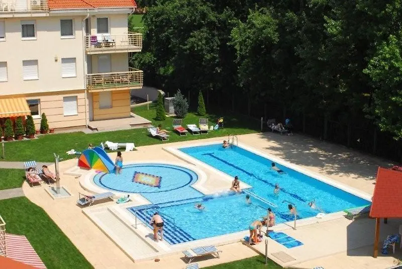 Rosemary Apartmanok, Rose, Lili, Mary1, Mary2 Hajdúszoboszló Apartament