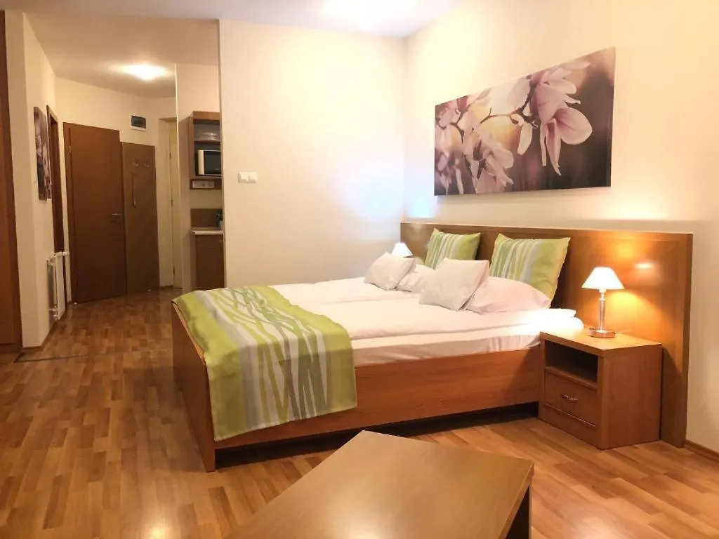 Apartamento Rosemary Apartmanok, Rose, Lili, Mary1, Mary2 Hajdúszoboszló Hungría