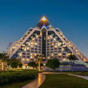 vizitați hotelul