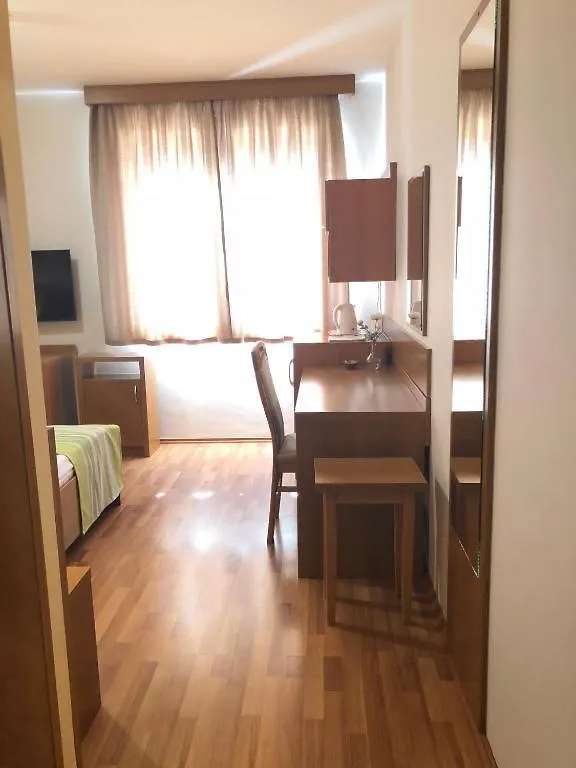 Rosemary Apartmanok, Rose, Lili, Mary1, Mary2 Hajdúszoboszló Węgry